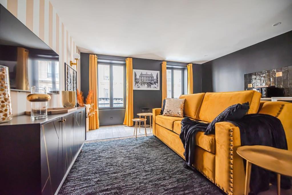 Monsieur Montmartre - Moulin Rouge Residence Paris Bagian luar foto
